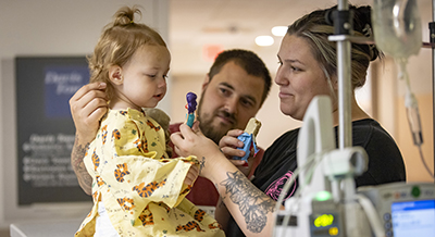 Pediatric nephrology patient Addison and her parents