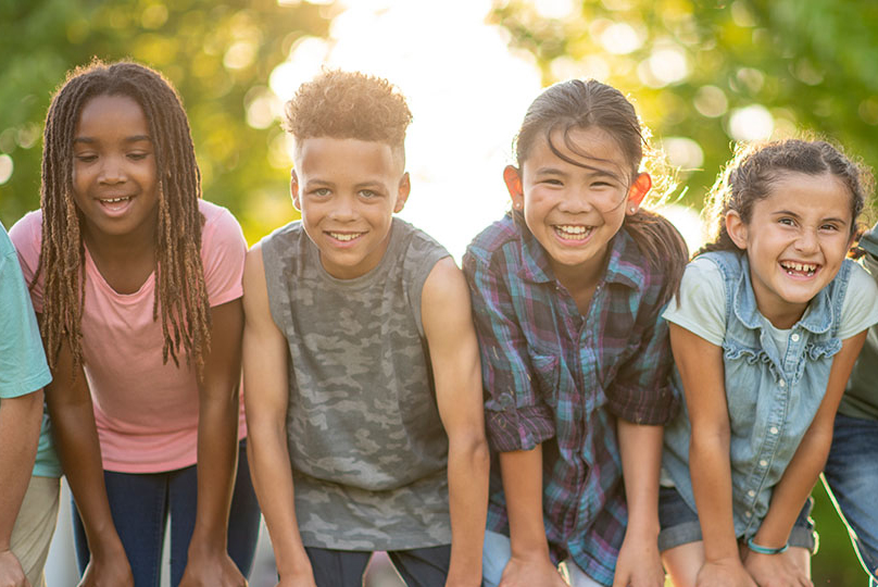 A group of children.