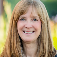 Linda Pfiffner