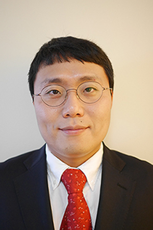 headshot of Professor Jaehwan Kim