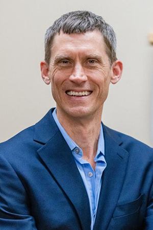 headshot of Professor Lee Miller