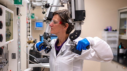 Distinguished Scientist Award for Julie Sutcliffe