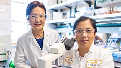 Female scientists 